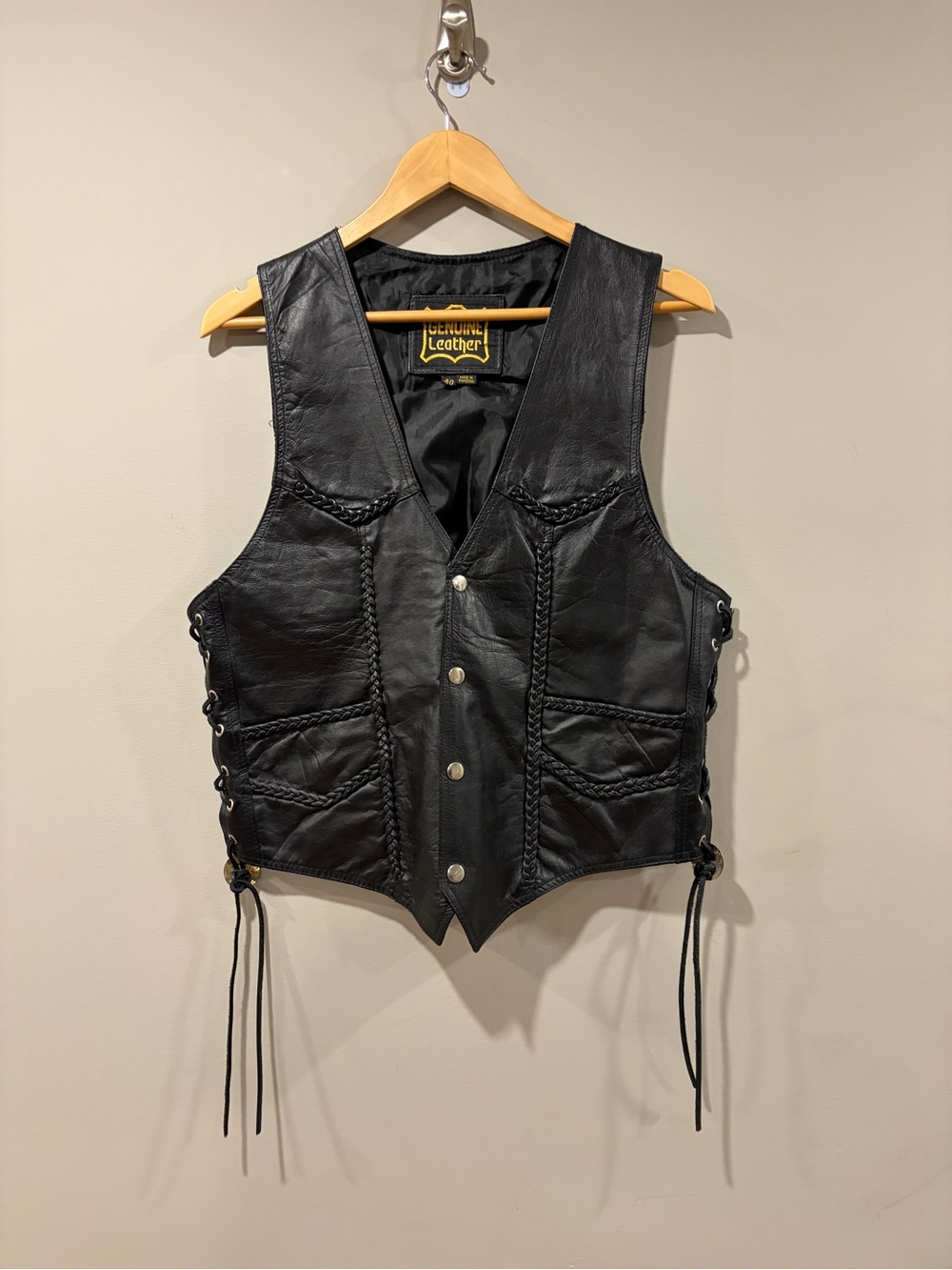 Genuine Leather Black Biker Motorcycle Vest Size 40 – Braided Lace-Up Moto